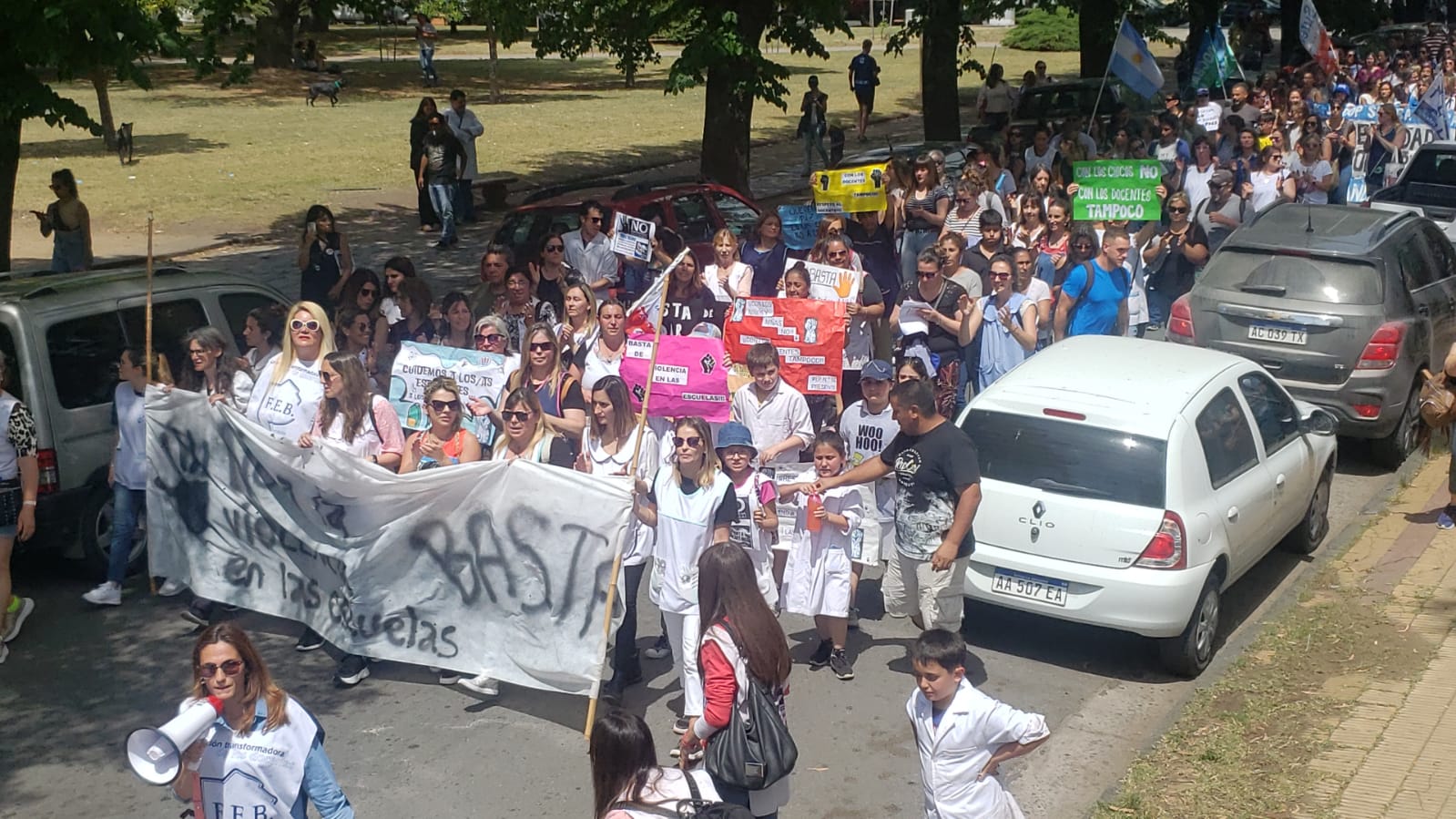 Docentes Se Movilizaron En Repudio De La Violencia En Las Escuelas El Eco