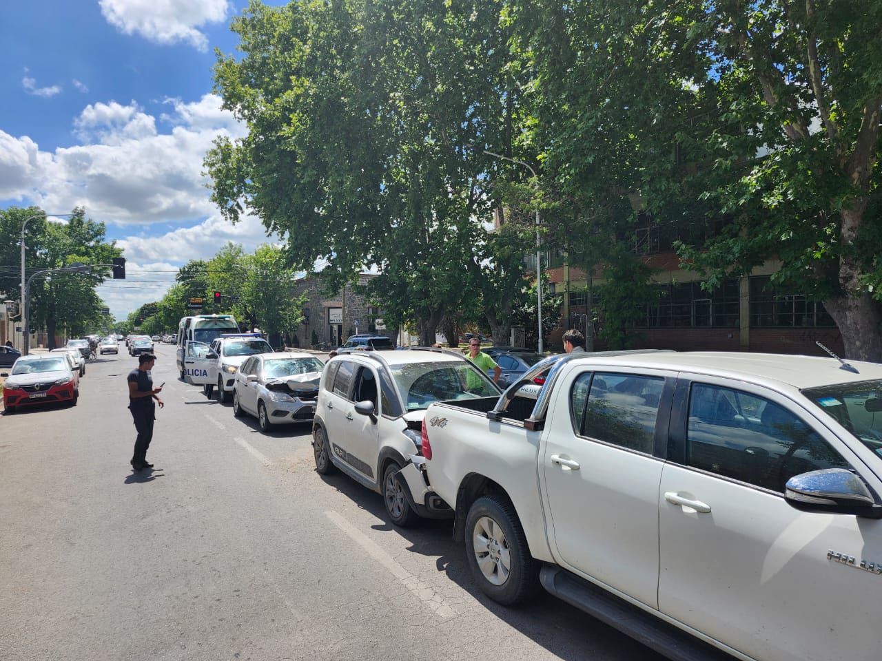 Tres vehículos involucrados en un choque en cadena en Marconi El Eco