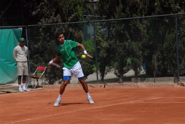 “Machi” González pasó a cuartos de final en Italia