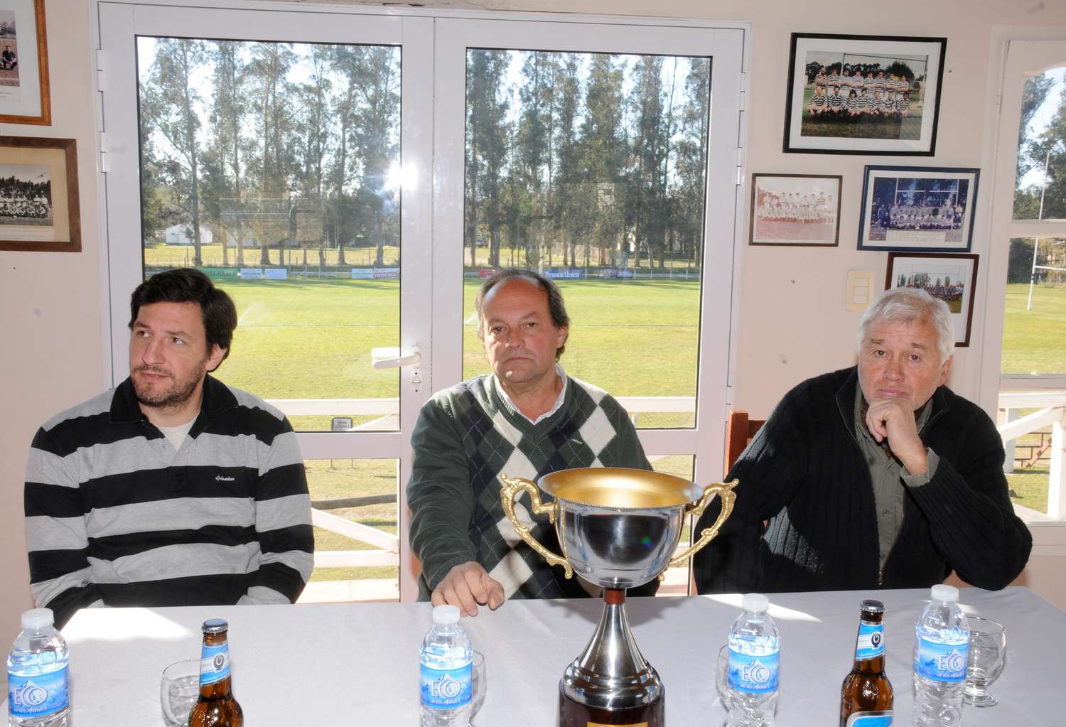 Presentaron la copa Amistad, que estará  en juego entre Tandil y Mar del Plata