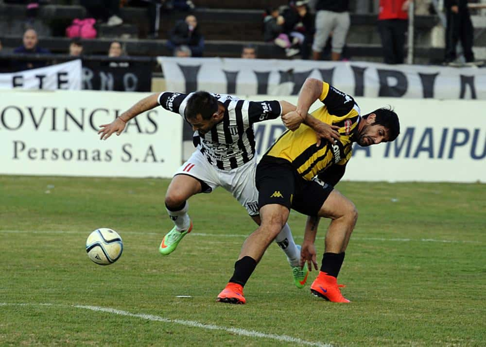 Santamarina  regresó desde Mendoza con un buen punto