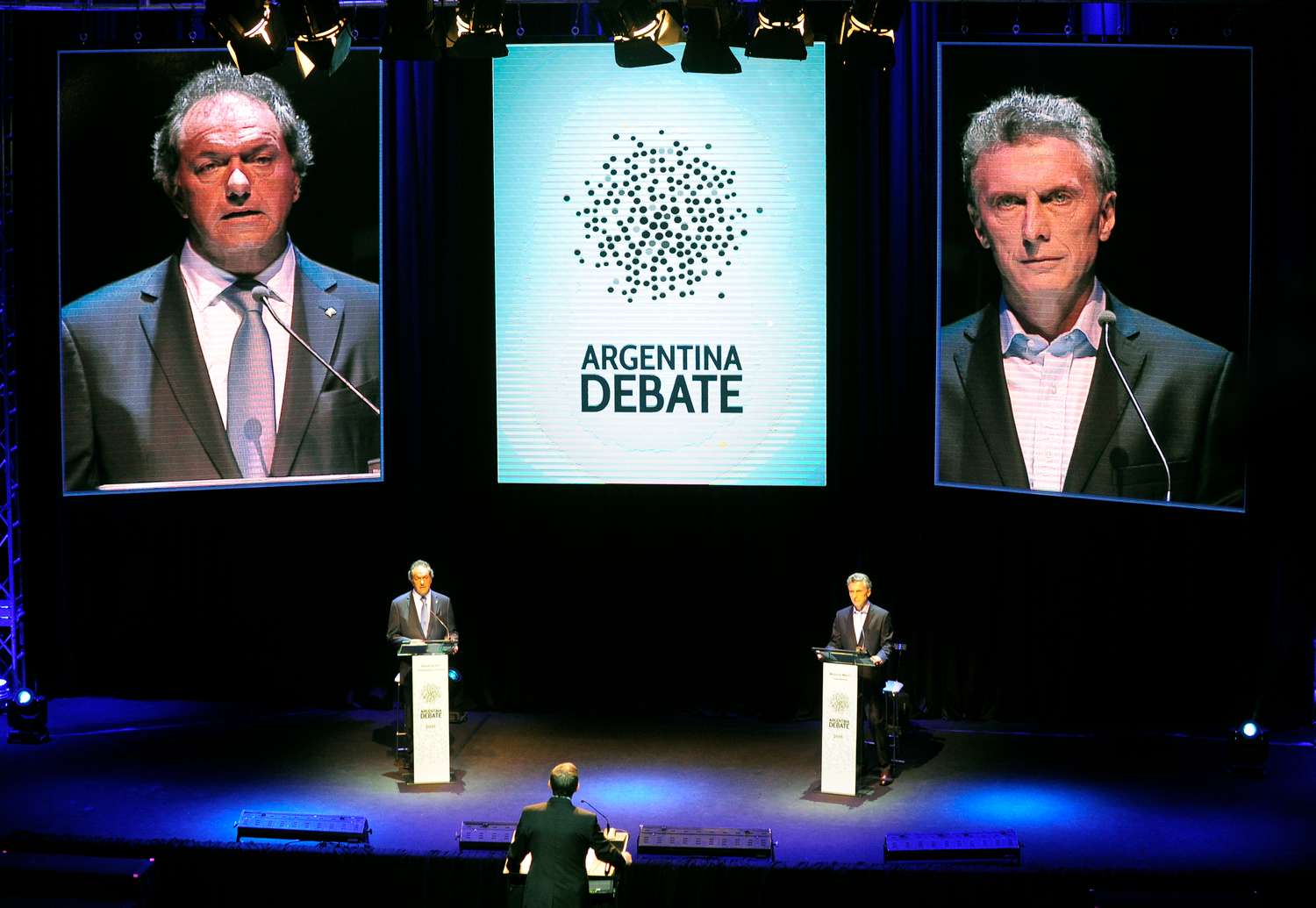 Scioli y Macri protagonizaron  un histórico debate presidencial