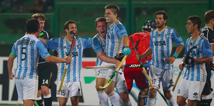 Argentina sorprendió a Alemania y se metió en los cuartos de final