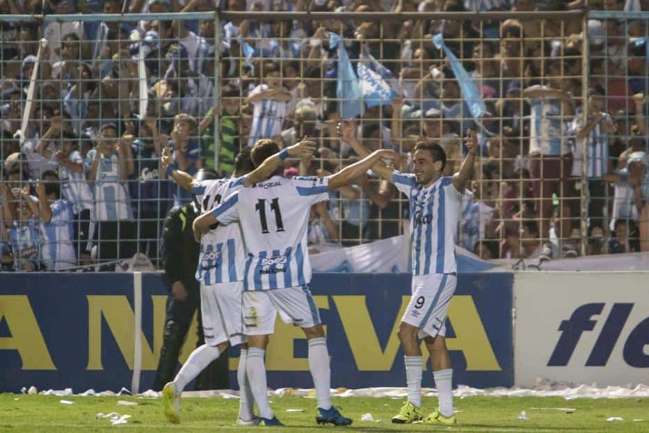 Atlético Tucumán se adueñó del primer ascenso