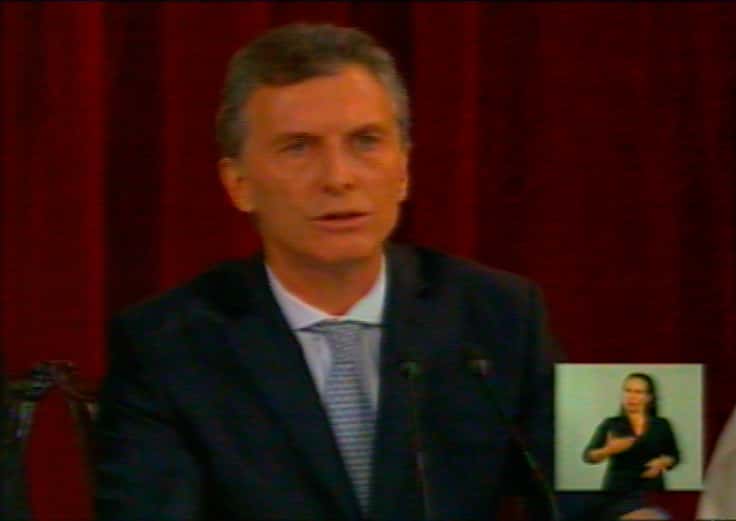 Macri declaró la emergencia en seguridad y autorizó el derribo de aviones