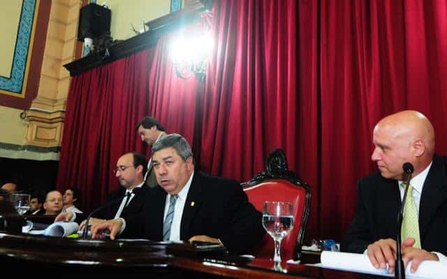 Carlos Fernández asumió como vicepresidente del Senado Provincial