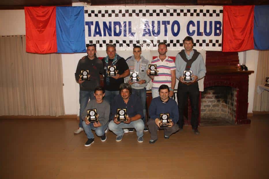 Tandil Auto Club distinguió a los pilotos serranos