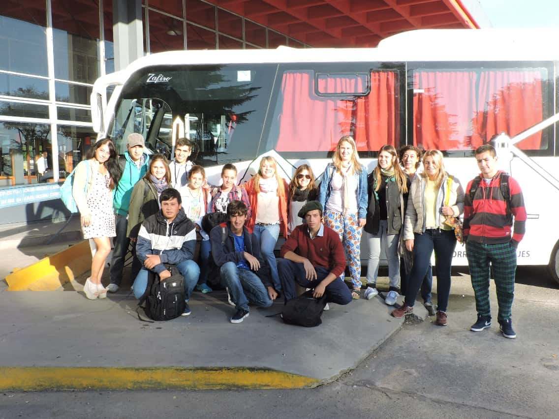 Alumnos que participaron del concurso  del Mercosur viajaron a Mar del Plata