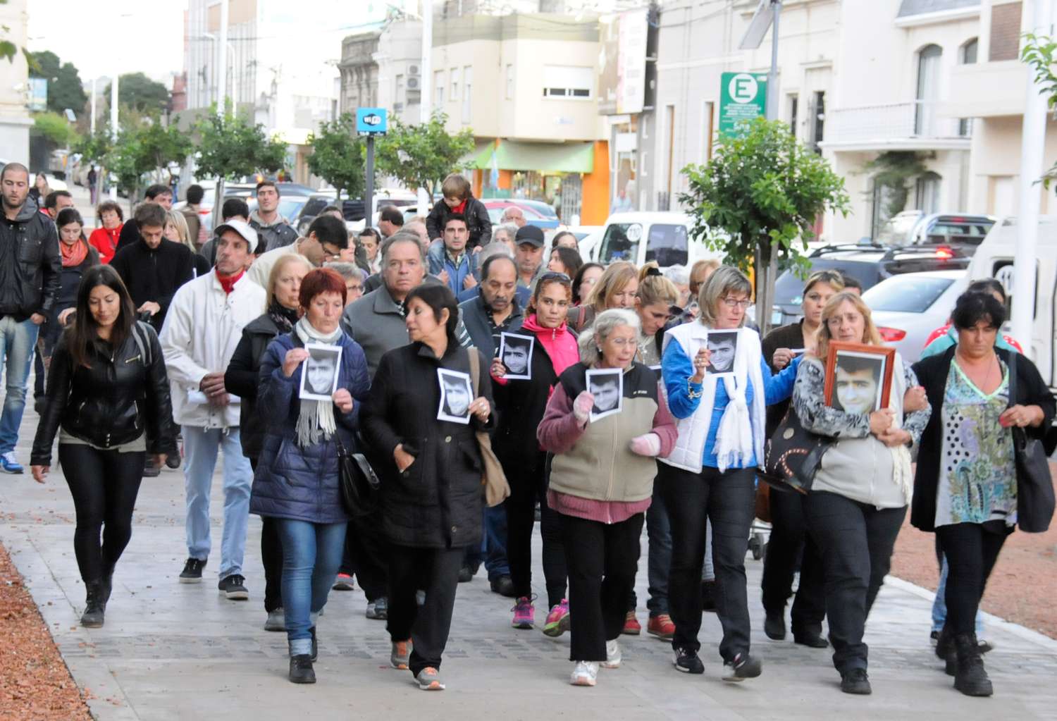 Marcharon para pedir justicia por el crimen de Juan Pablo Rigotti