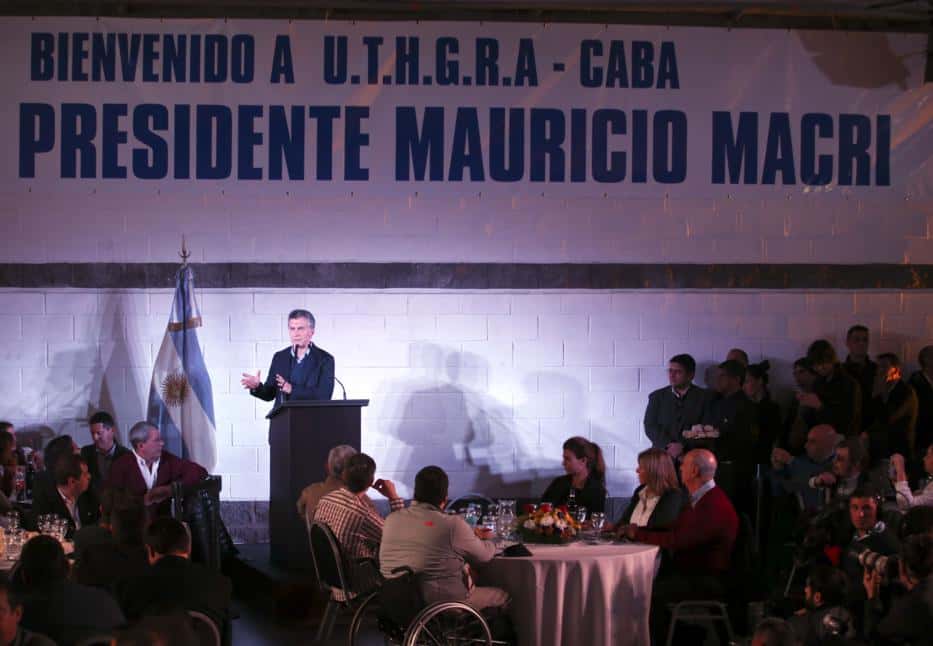 Macri señaló que el gobierno anterior ocultó la desocupación