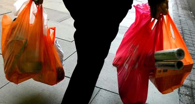 Se prohibirá la entrega de bolsas plásticas en supermercados de Tandil