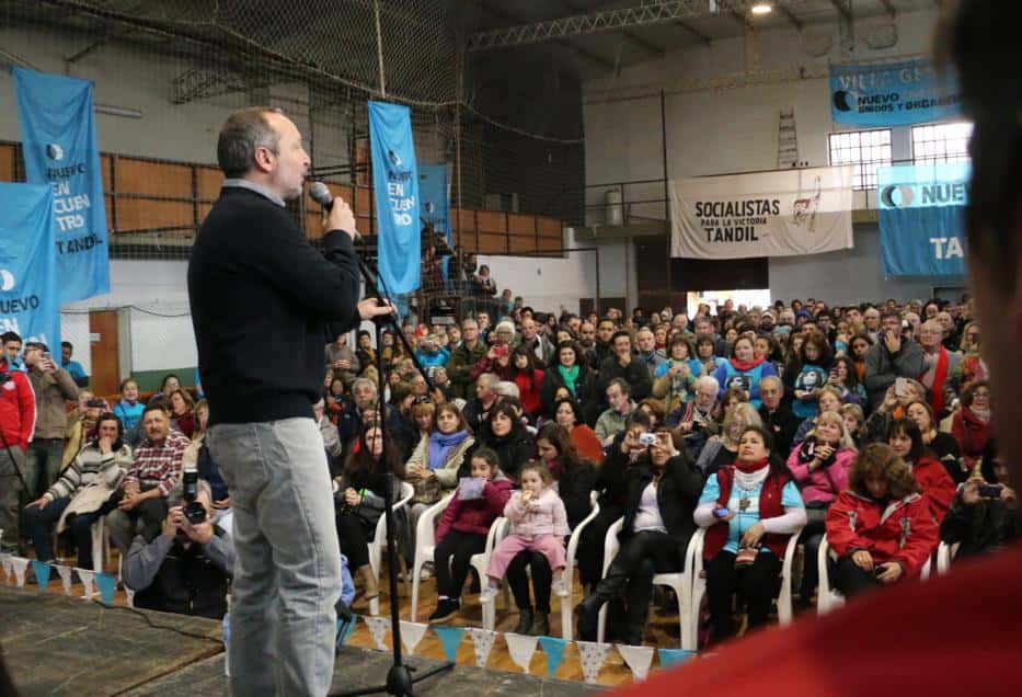 En un fervoroso discurso, Sabbatella  llamó a la unión contra “el modelo  de ajuste” de Mauricio Macri