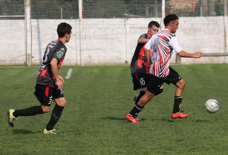 Independiente venció a un  Sarmiento descontrolado