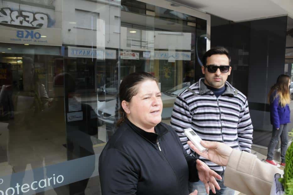 Adjudicatarios de las casas del Procrear reclamaron respuestas al Banco Hipotecario