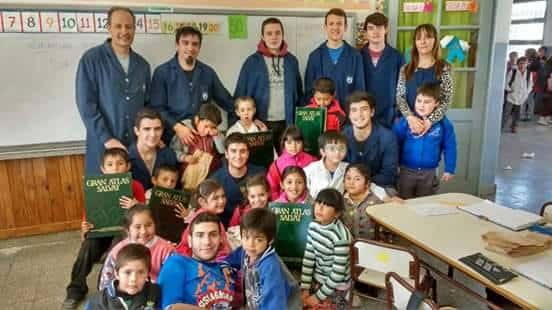 Cambiar el viaje de egresados a Bariloche por San Juan para ayudar escuelas