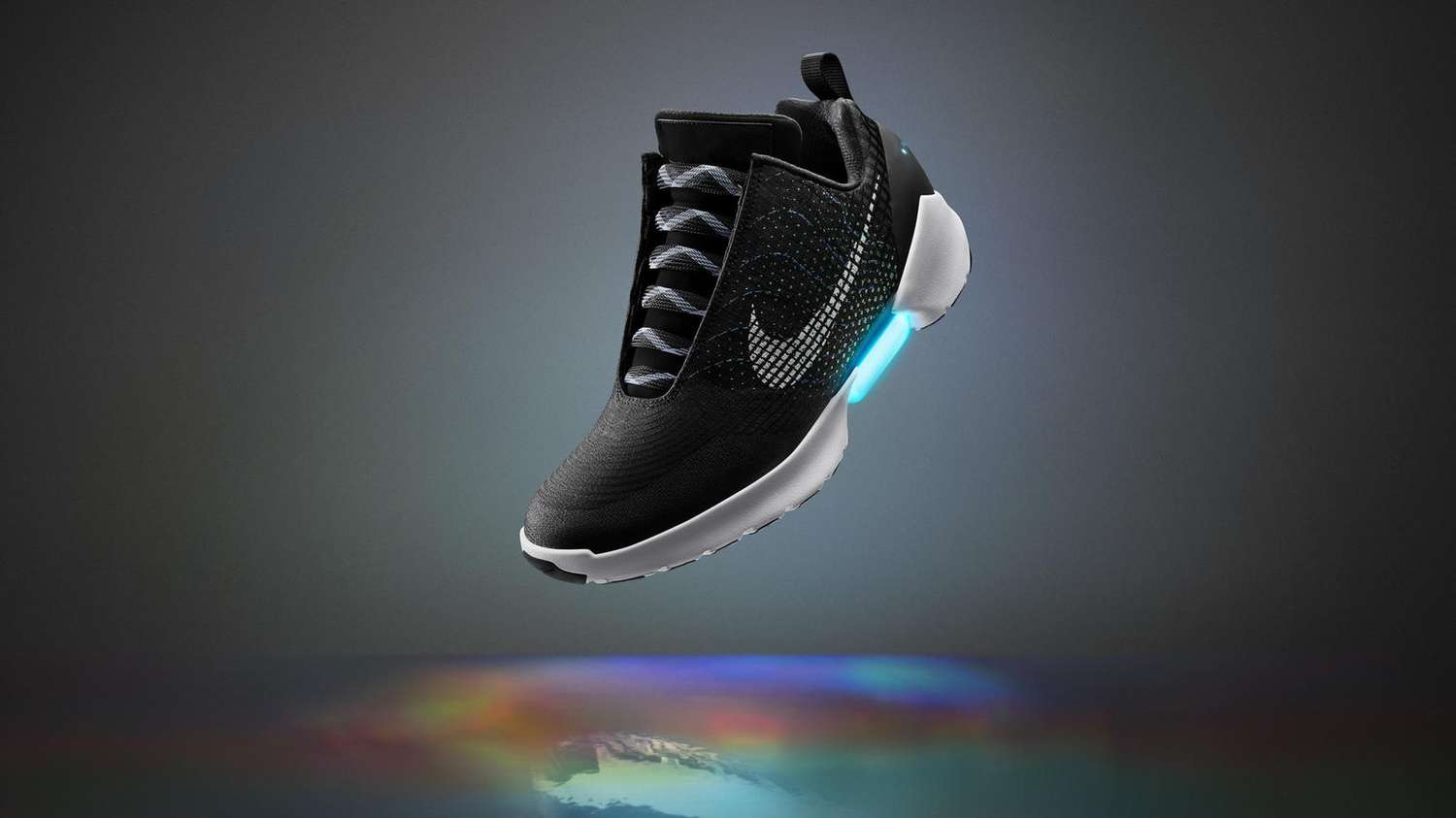 Las zapatillas inteligentes de Volver al futuro ya son una realidad