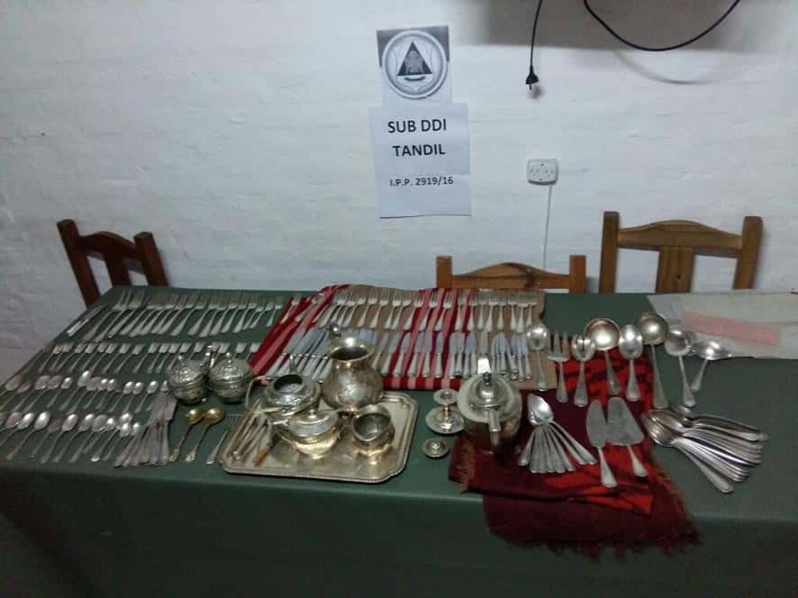 En un allanamiento en Ayacucho recuperaron más piezas del robo que sufriera la familia Lozano