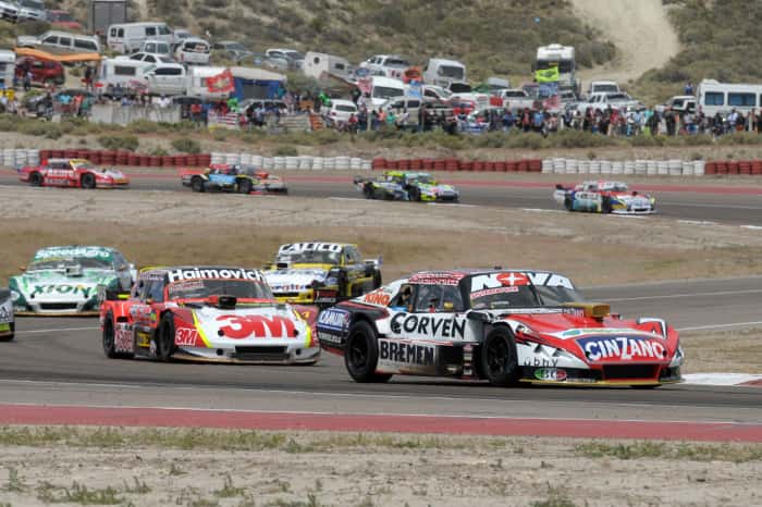 Matías Rossi se impuso de punta a punta en el Autódromo de Trelew