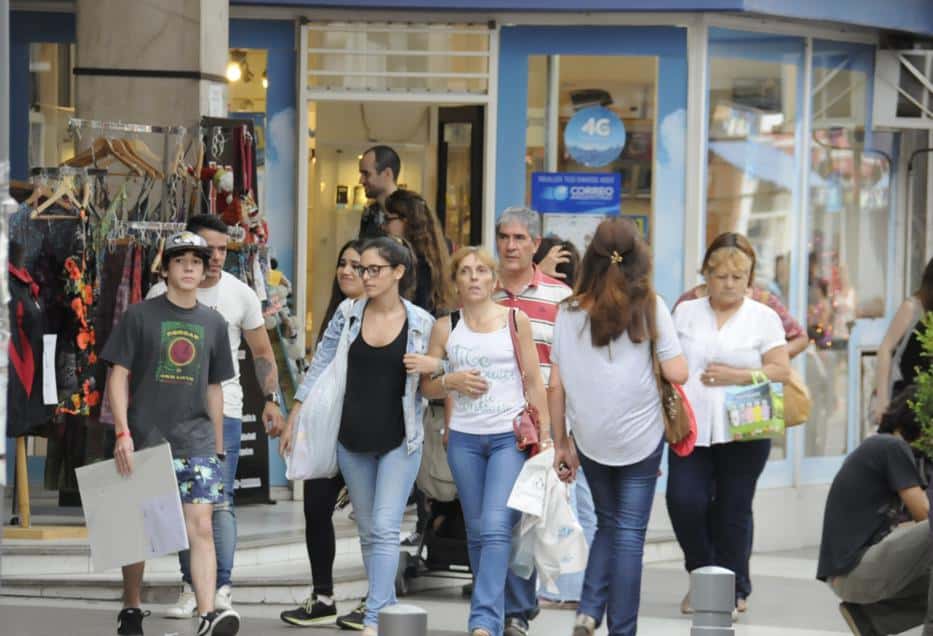 Las ventas minoristas bonaerenses cayeron en septiembre 0,3%, según FEBA