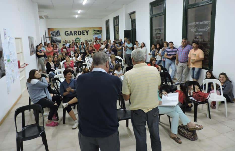 Vecinos de Gardey votaron los proyectos  del presupuesto participativo 2016