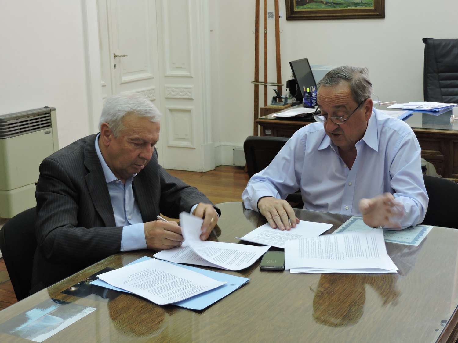 La Municipalidad firmó convenio con UNICEN para desarrollo en videovigilancia