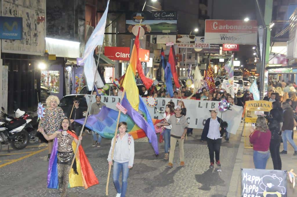 Se movilizaron contra la discriminación en la segunda marcha de la diversidad