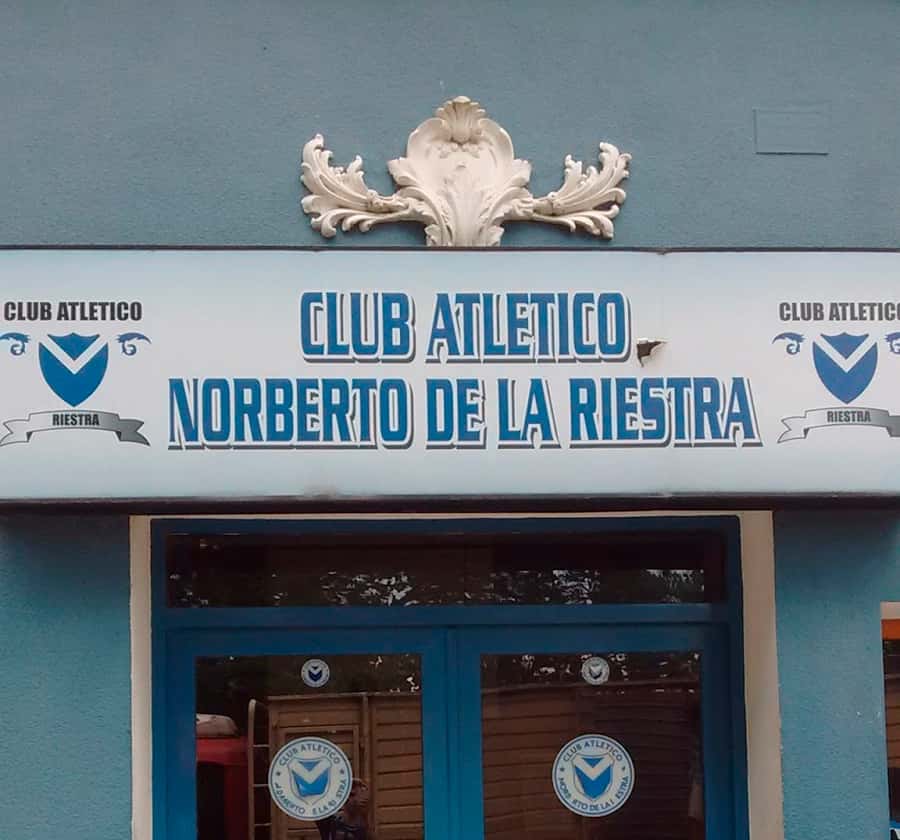 De la Riestra, otro rival de Independiente