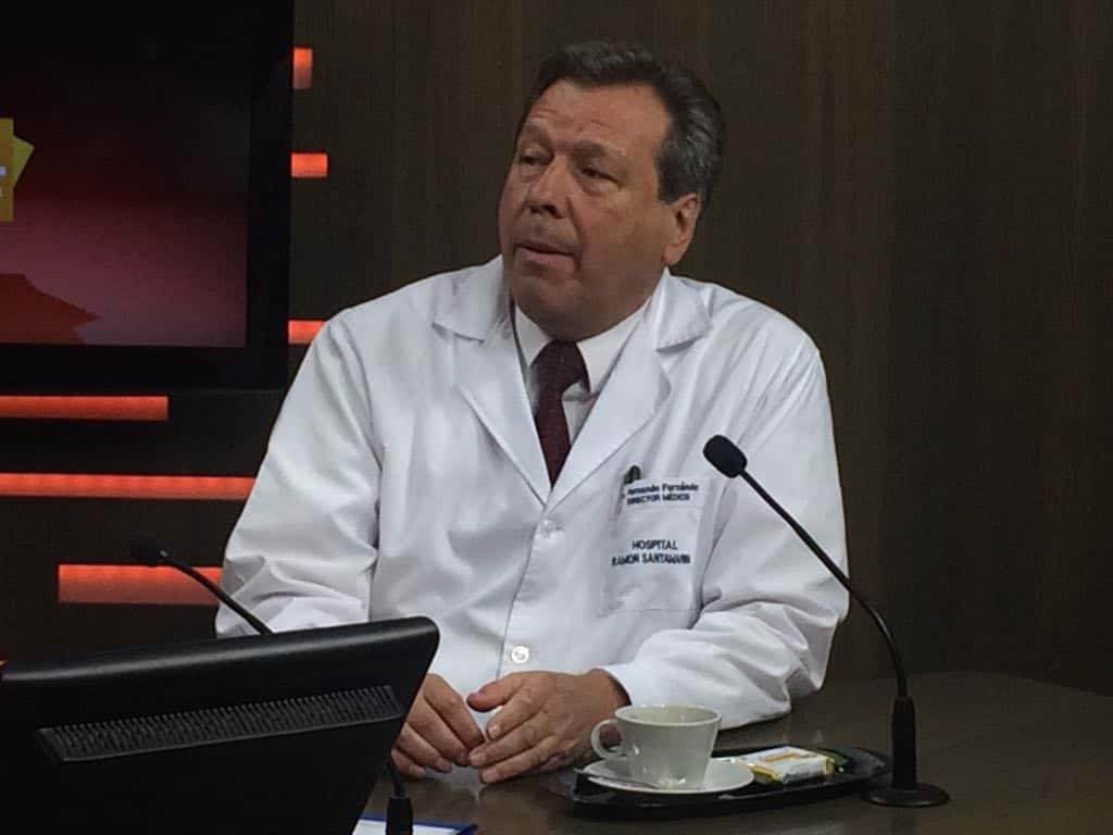 Fernando Fernández valoró cómo las distintas especialidades médicas se capacitaron para atender pacientes Covid