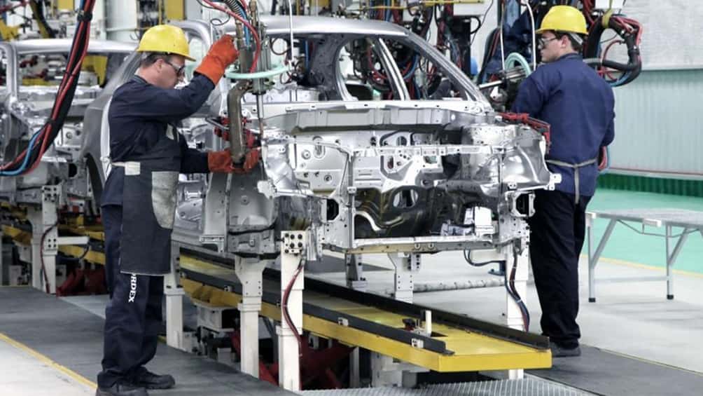 La producción de autos creció en septiembre más de 10%