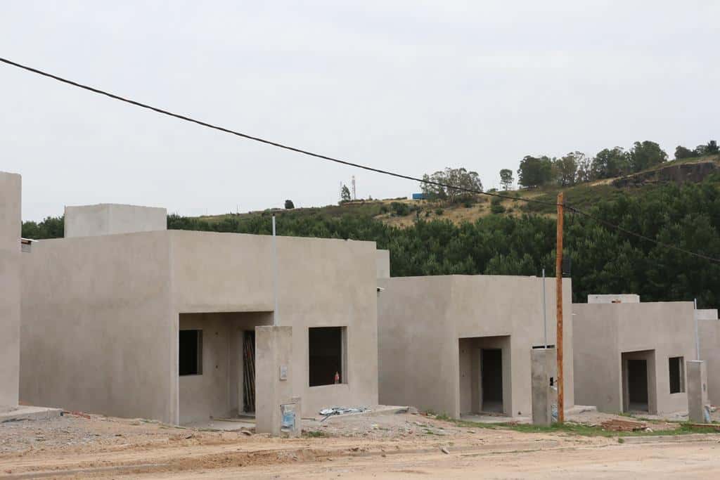 En abril estarían terminadas las primeras 49 viviendas del barrio de Estrada y 12 de Octubre