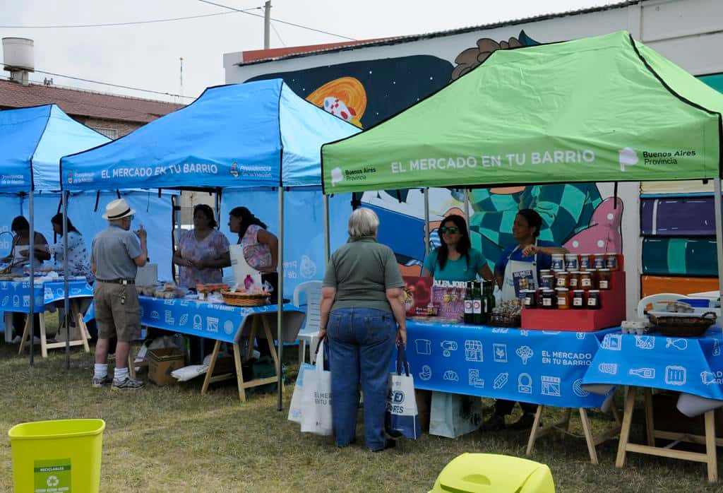 Con una oferta de distintos productos alimenticios,  El Mercado en Tu Barrio se afianza y va por más