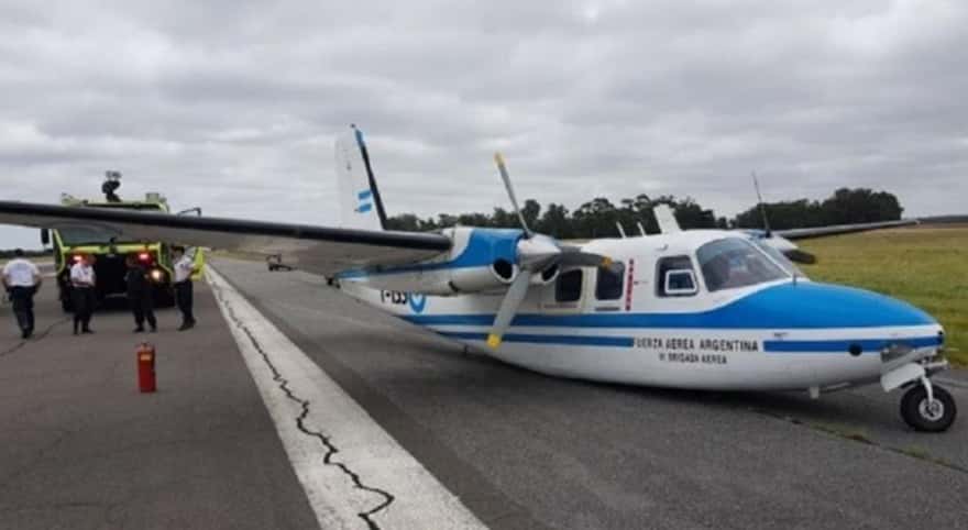 Avión de la VI Brigada Aérea aterrizó  de emergencia en Mar del Plata