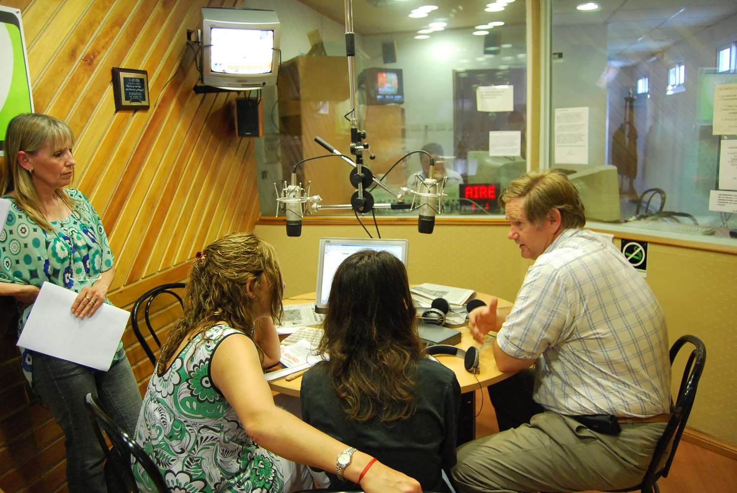 Inscriben alumnos en el curso de  Periodismo, Radio y Locución