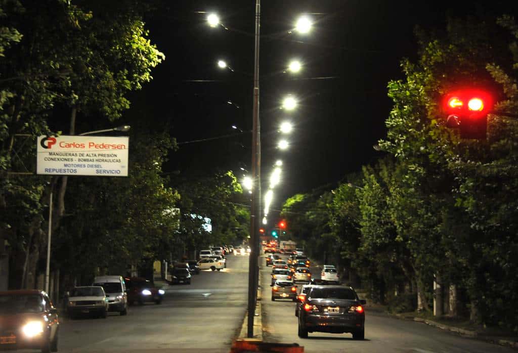 Luego de completada la repavimentación,  se avanza con iluminación led en Avellaneda