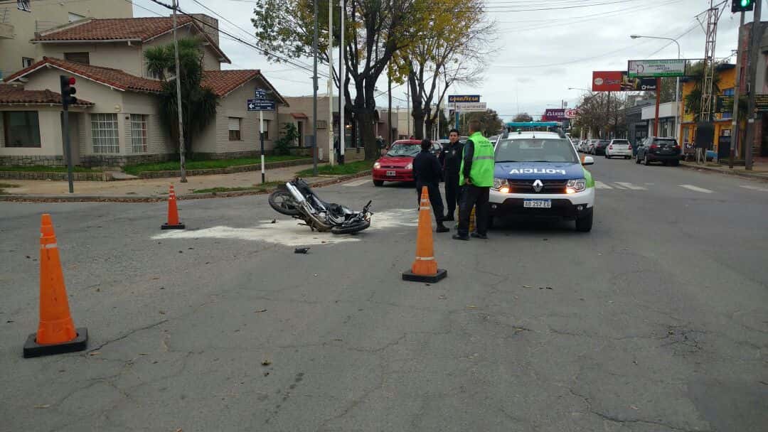 Un motociclista sufrió heridas leves en un choque en Marconi y 11 de septiembre