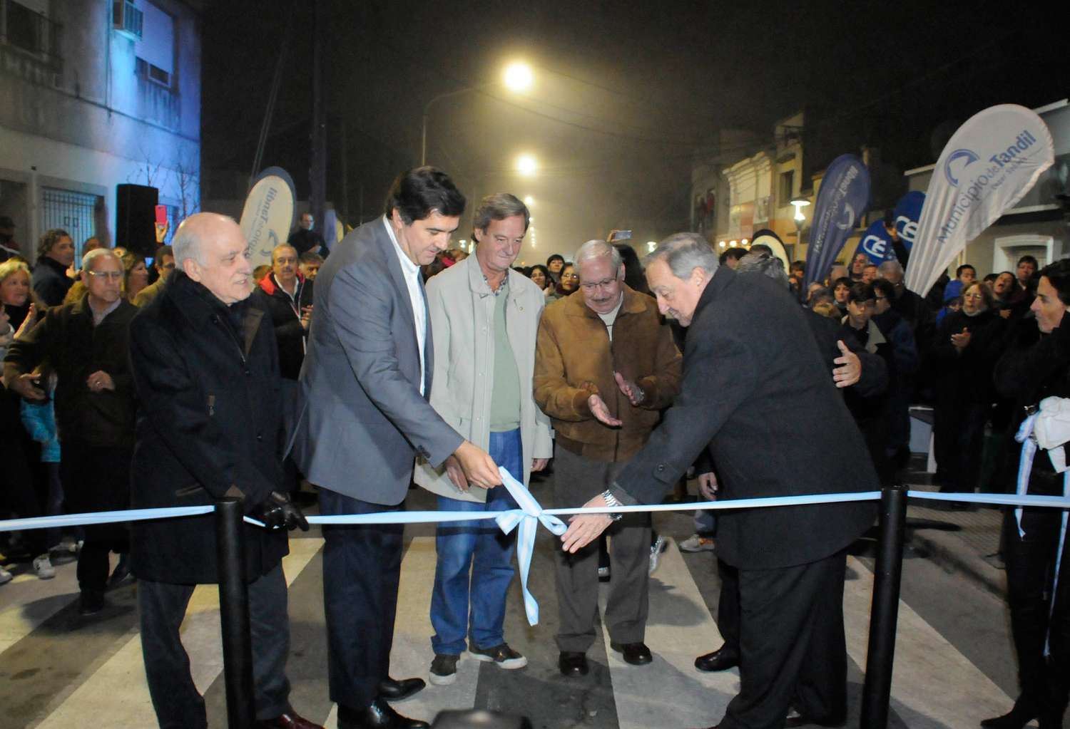 Se inauguraron las obras del Centro Comercial de la calle Quintana