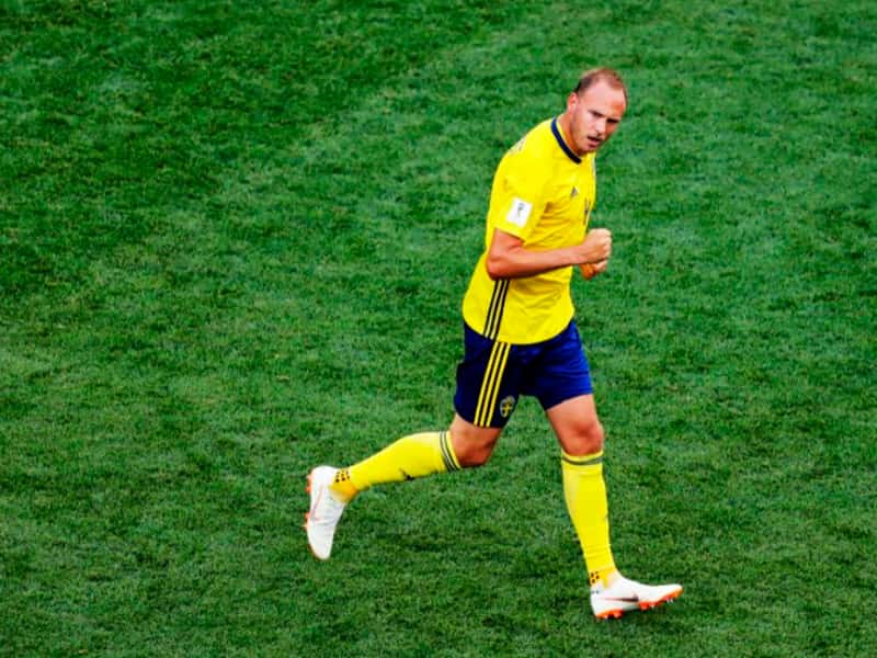 Suecia derrotó 1-0 a Corea del Sur con un penal cobrado por el VAR