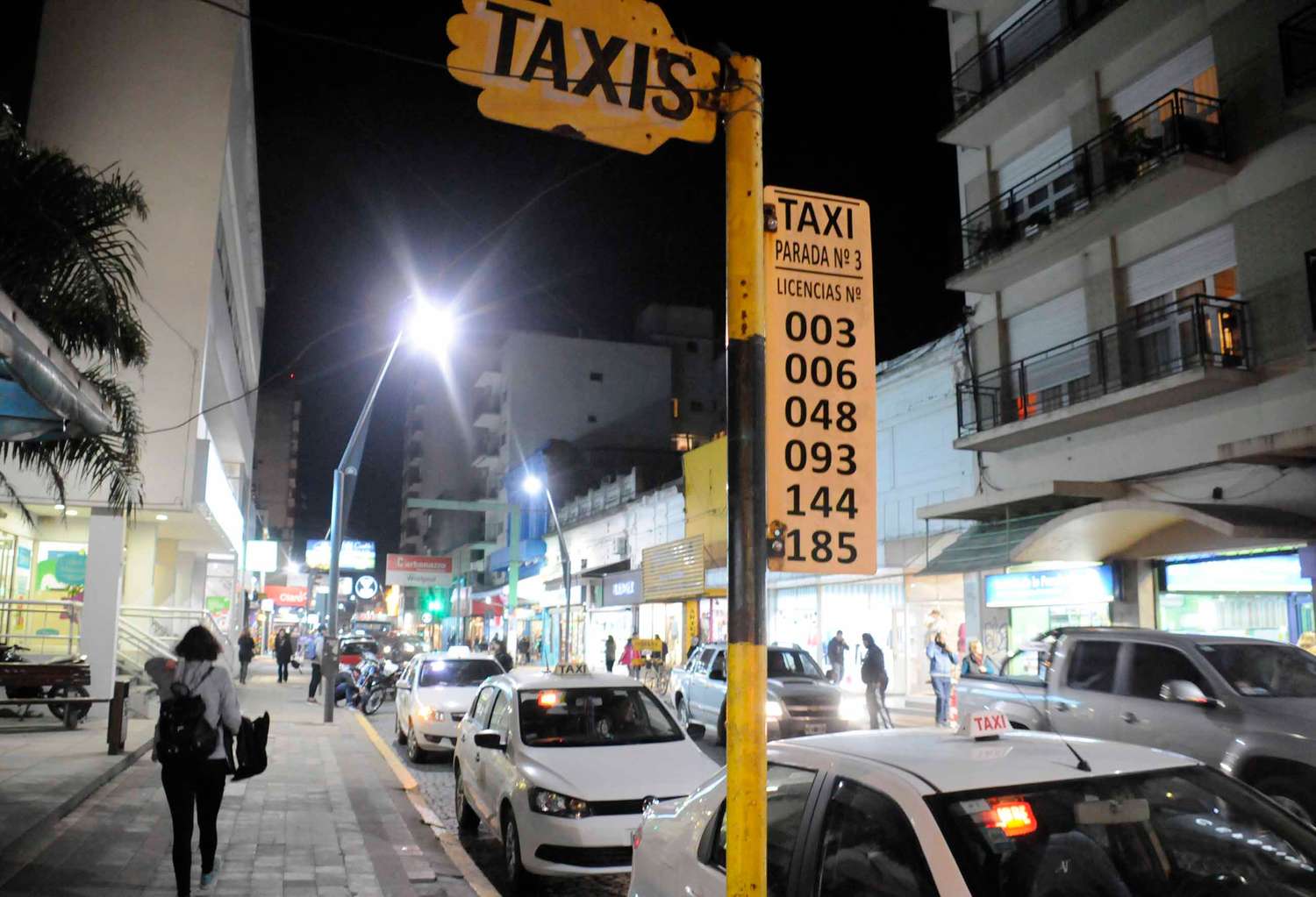 Los taxistas pidieron que la tarifa del servicio aumente a 38 pesos para poder sostenerse
