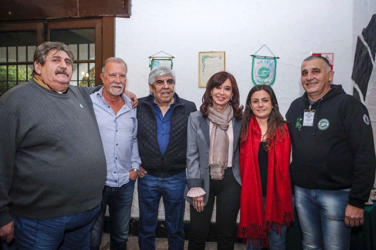 Hugo Moyano dijo que “las políticas del gobierno” lo acercan a Cristina Kirchner