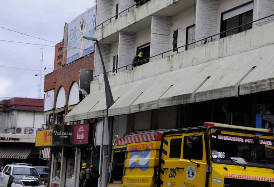 Se registró una explosión por acumulación de gas en un edificio de San Martín al 500