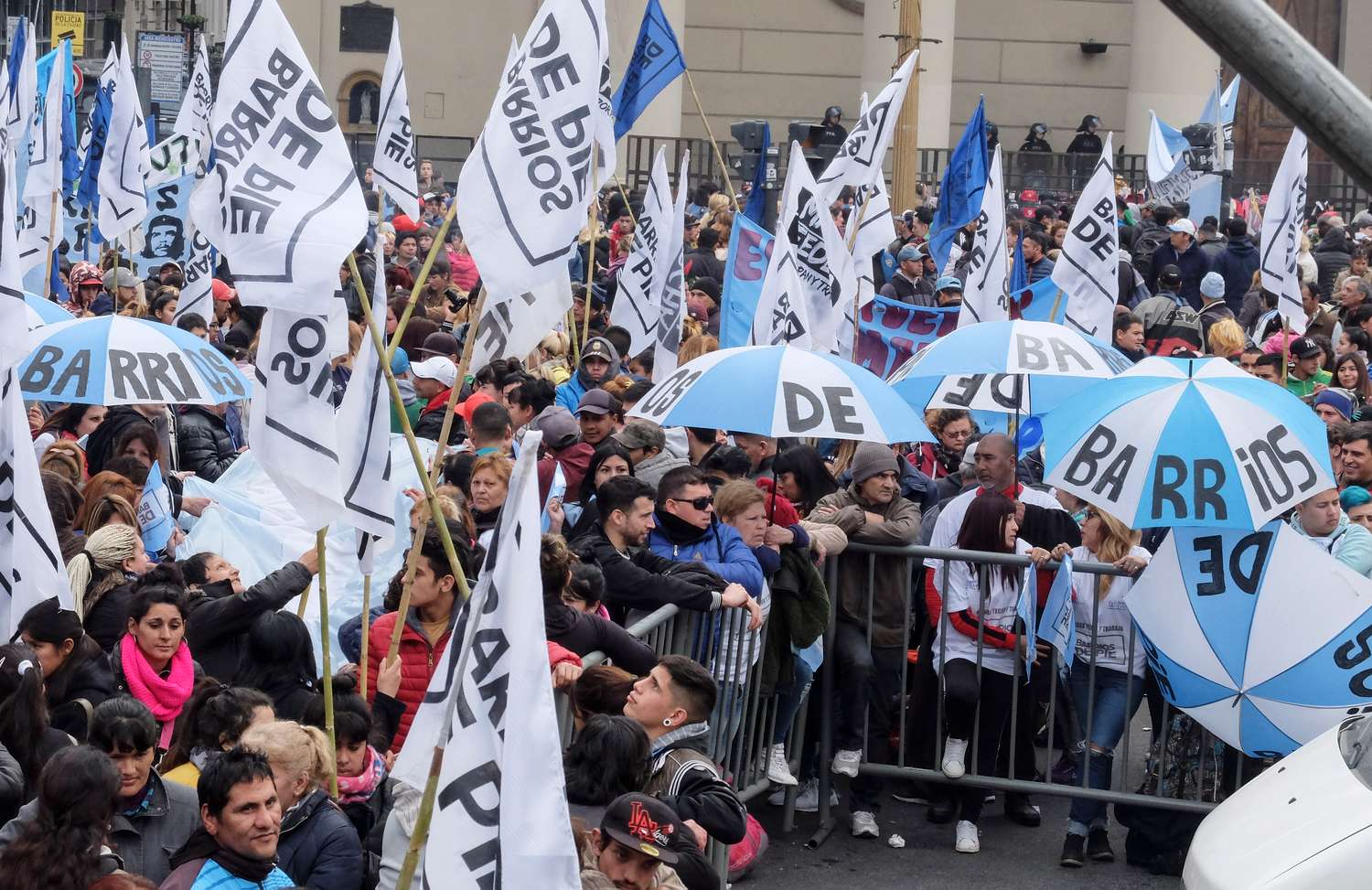 “Marcha por paz, pan y trabajo”, desde Liniers a Plaza de Mayo