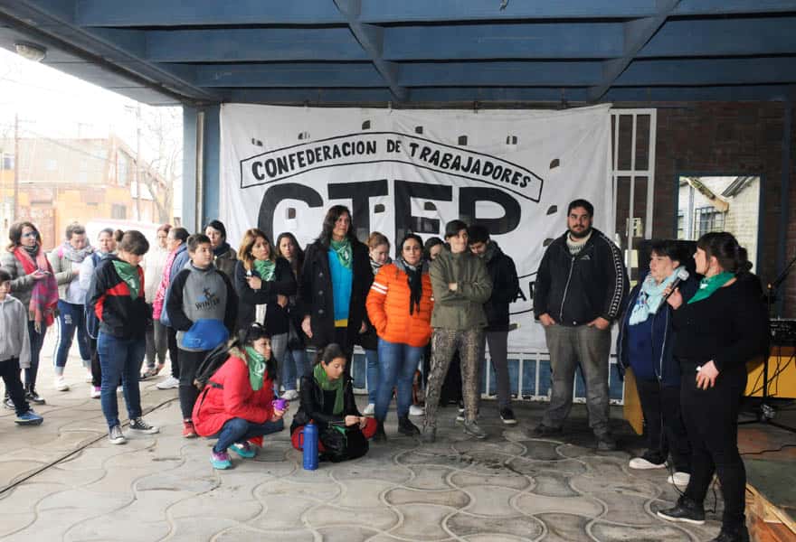 Las organizaciones sociales de Tandil se manifestaron reclamando pan y trabajo en el día de San Cayetano