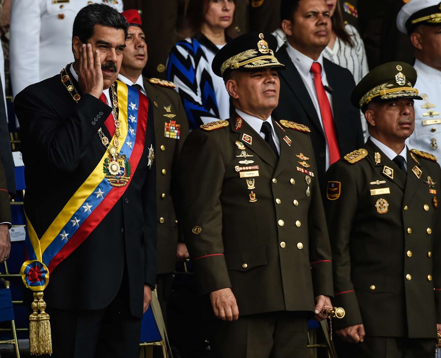 El presidente Maduro alista su reacción tras denunciar un intento de magnicidio