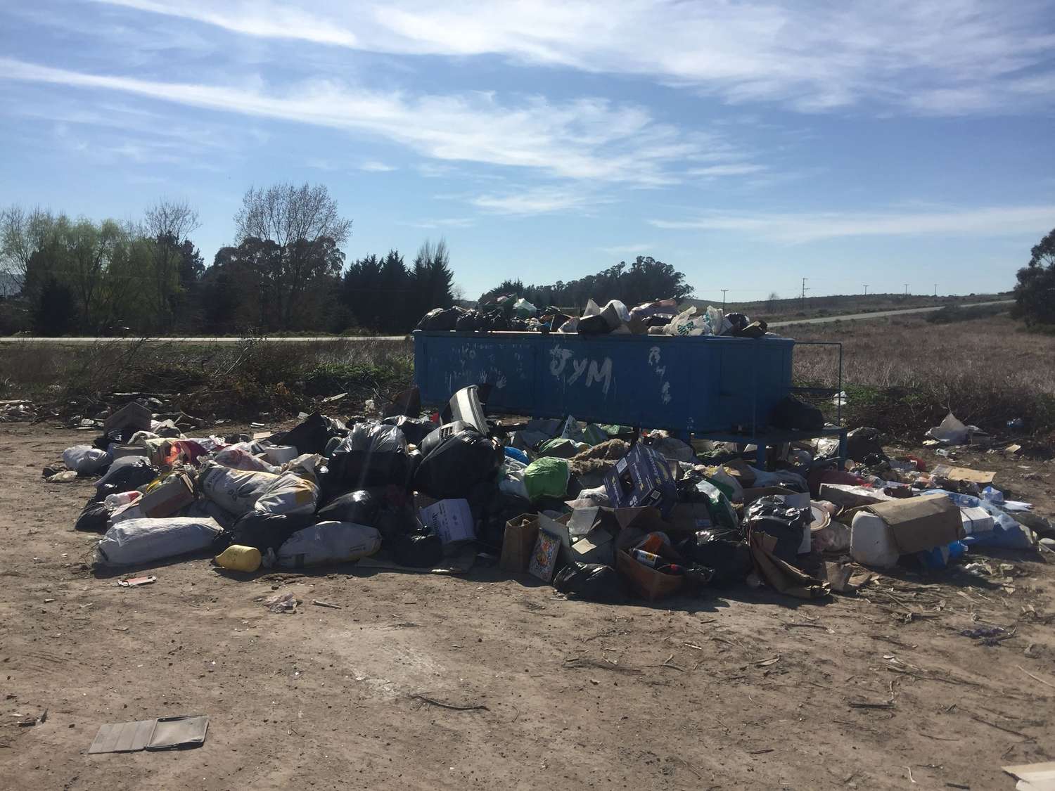 El conflicto con los recolectores no se destraba y hay barrios llenos de basura