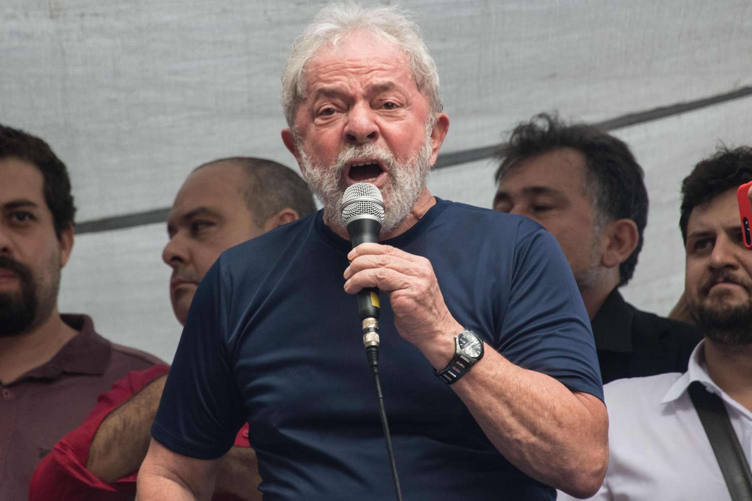 Estudian los próximos pasos tras la inhabilitación de Lula