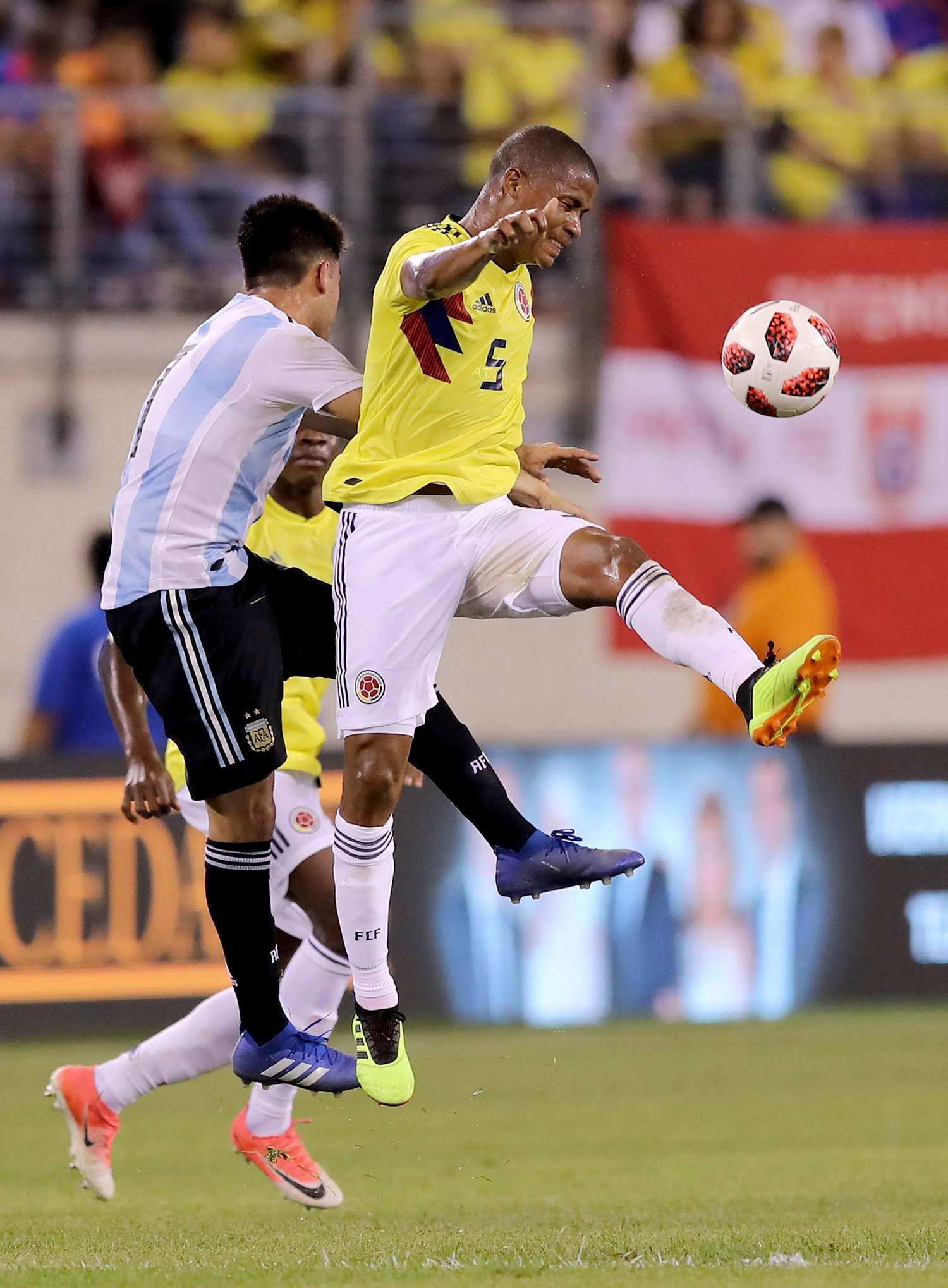 Argentina no pudo quebrar el cero frente a Colombia