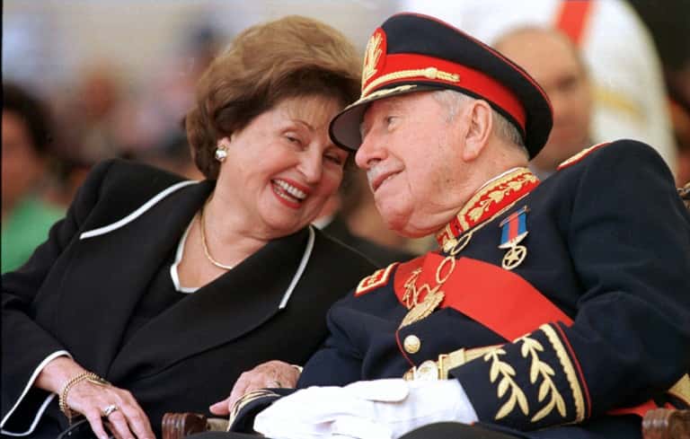 La Justicia chilena ordenó retener bienes de Pinochet que debían pasar a sus herederos