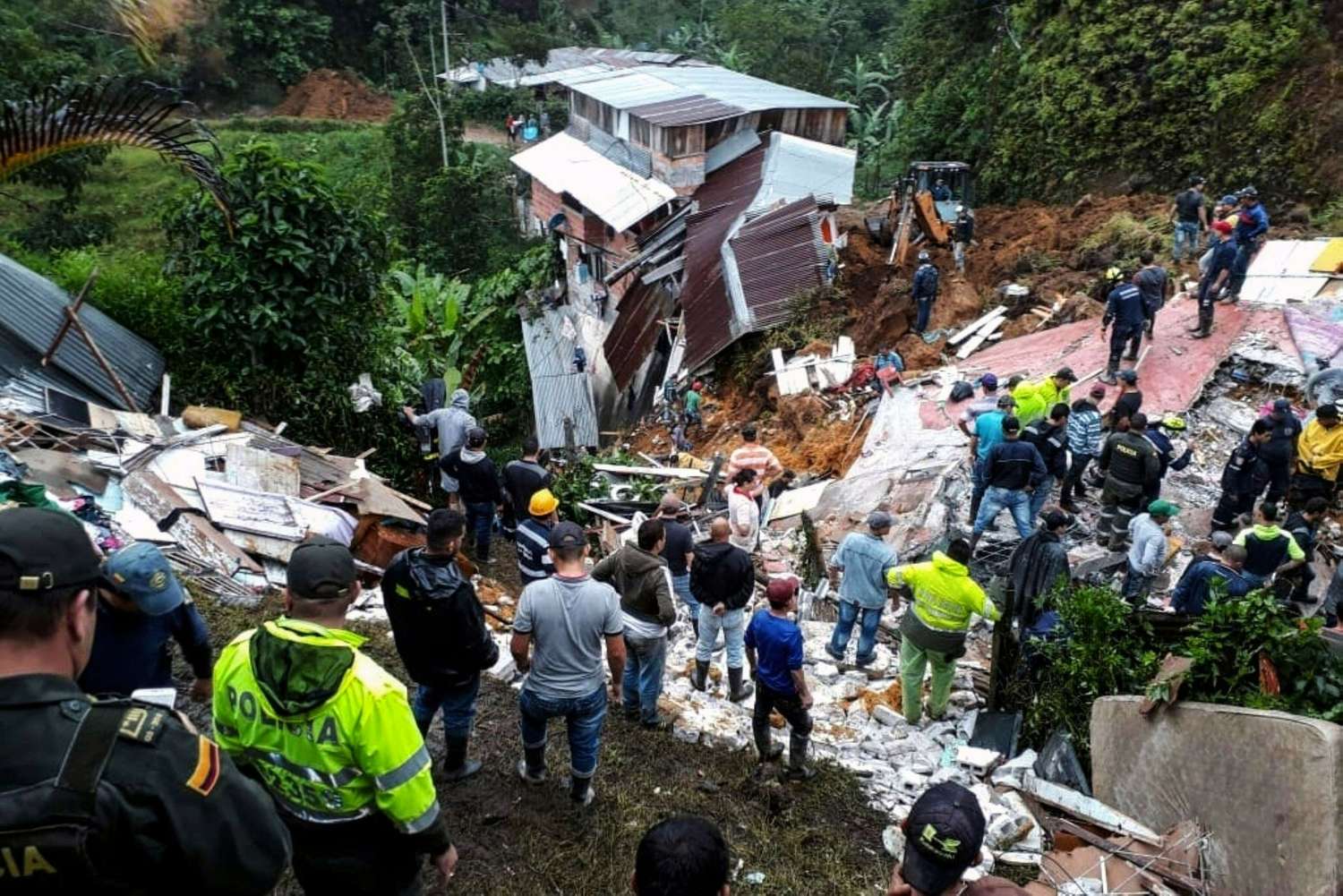 Doce muertos por deslizamientos de tierra en el centro de Colombia
