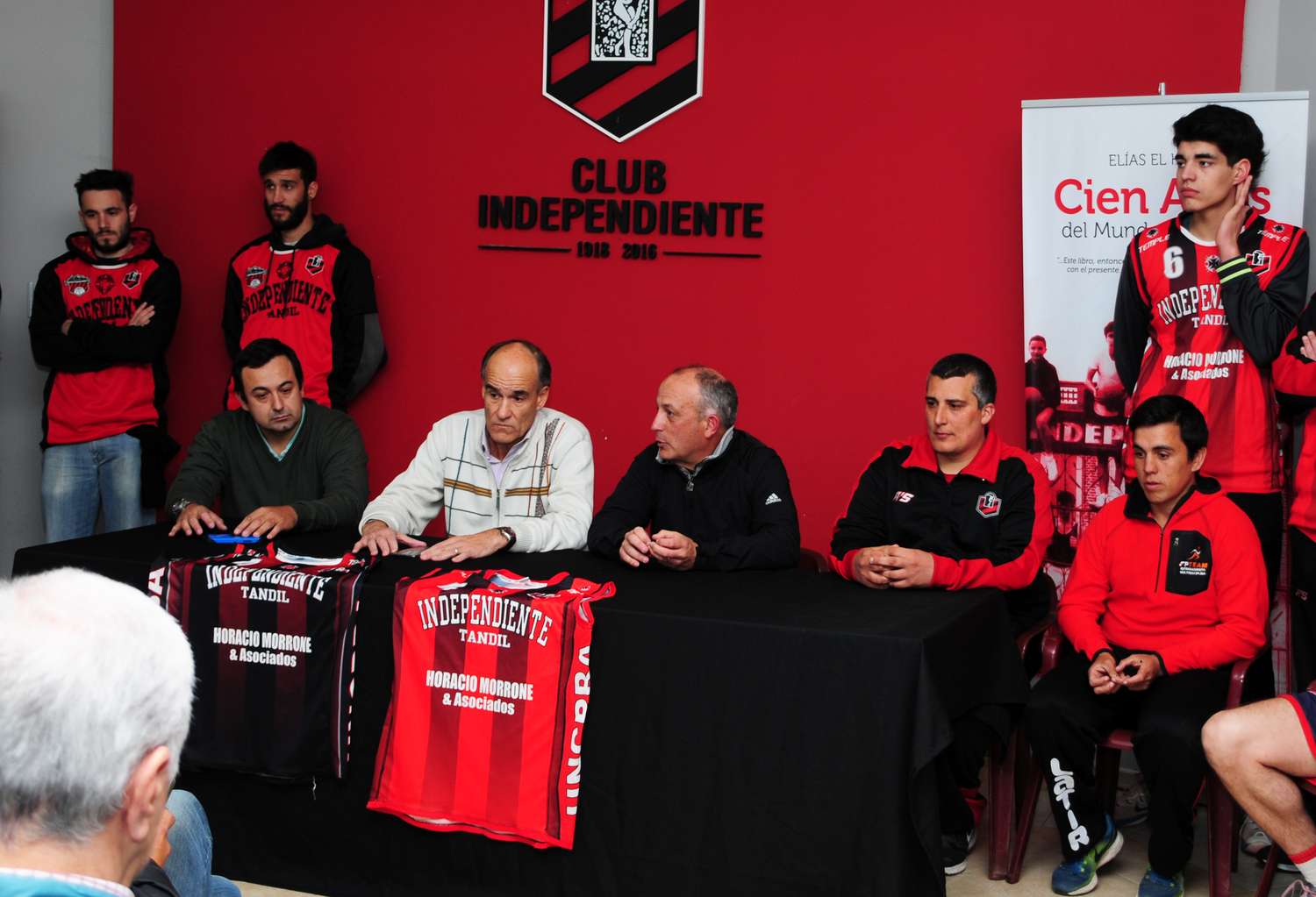 Independiente presentó el plantel para la 2018/19
