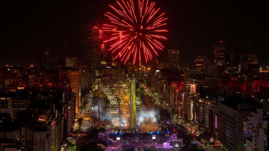 Un show espectacular dio inicio a Buenos Aires 2018